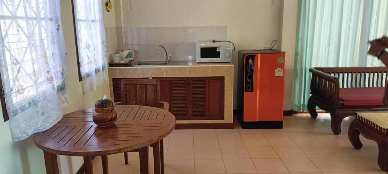 Baan Suan Villas Resort Ban Suan  Buitenkant foto
