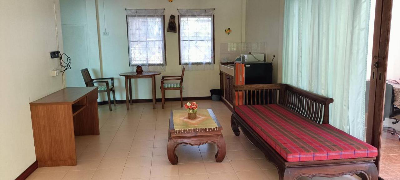 Baan Suan Villas Resort Ban Suan  Buitenkant foto